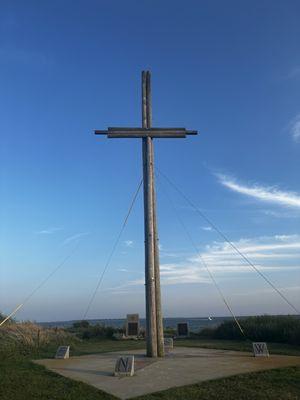 Cross