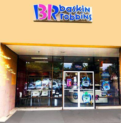 Baskin Robbins Oregon City, located next to
Fred Meyer