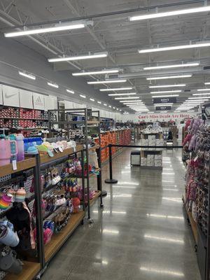 DSW Designer Shoe Warehouse