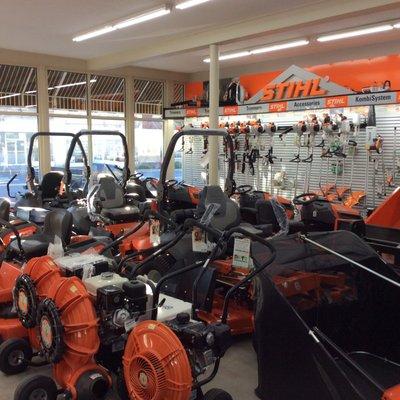 Husqvarna mowers, DR Equipment, STIHL, Billy Goat