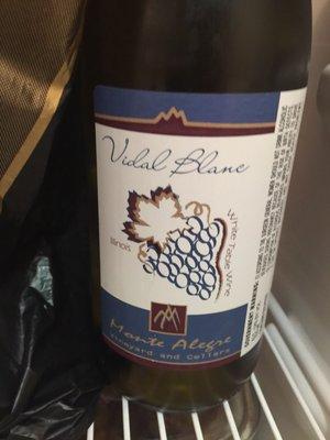 Vidal Blanc white wine