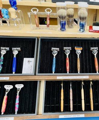 Handcrafted razors