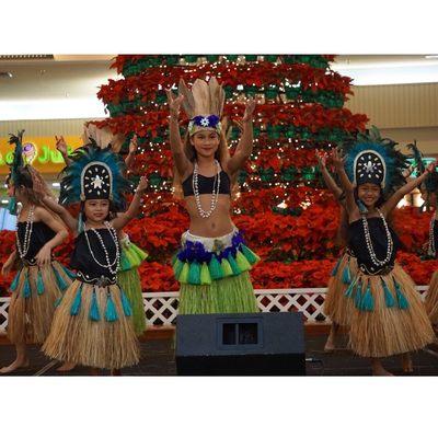 Kahala mall Performance