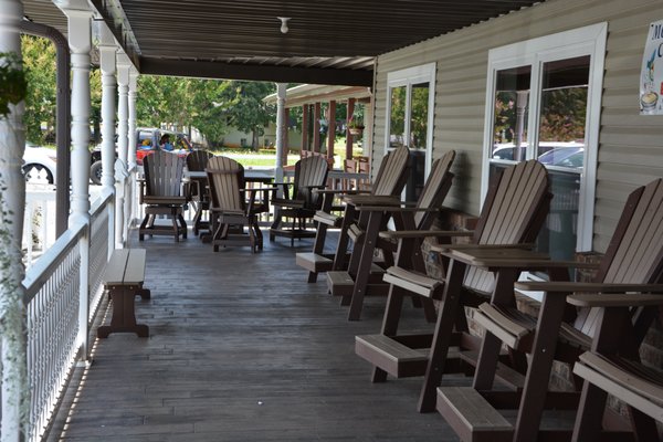 Large Porch for Casual Dining