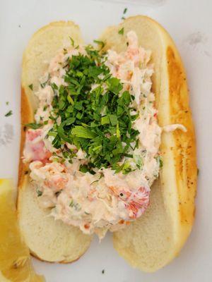 Lobster Roll from 'Sea Sandwich', $15 - 4 Stars