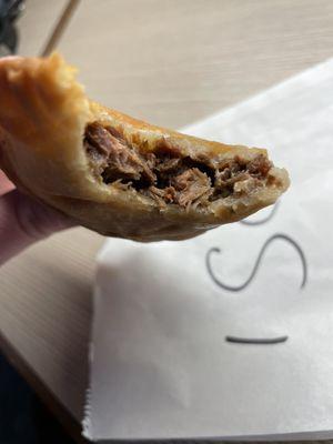 Empanada de Bistec Con Queso