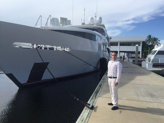 Ronnie loves yachts