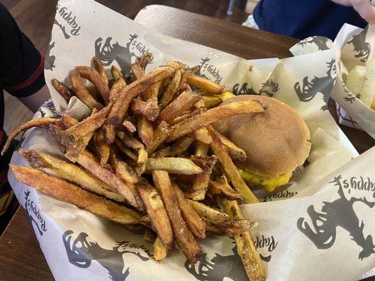 Cheeseburger and fries.