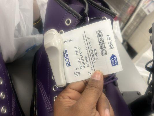 Wouldn't give me laces for boots in the size I needed.