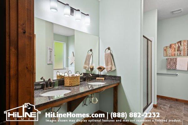 HiLine Homes of Roseburg Model Home Plan 2232 Primary Bath.