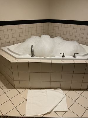 En-suite jacuzzi