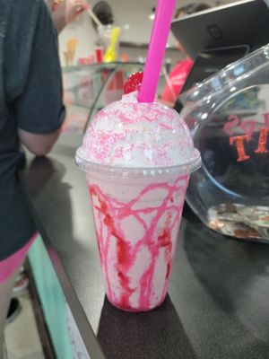 Strawberry Shake