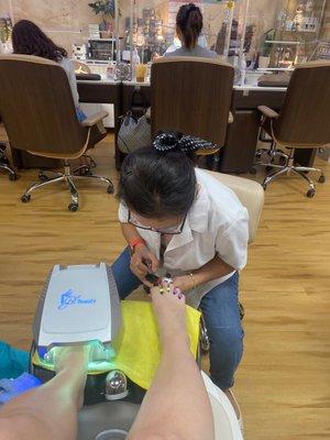 Gel pedicure