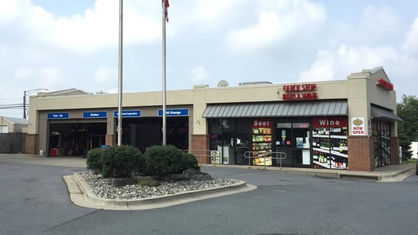 Our service bays located right next to Quick Stop Beer & Wine on the premises of the Milestone Liberty Gas station.