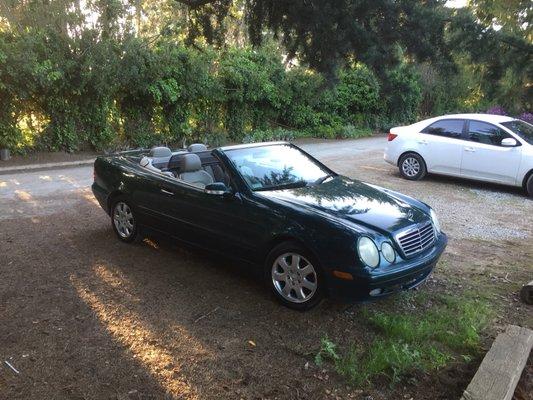 2000 Mercedes-Benz CLK320