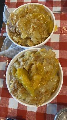 MEDIUM HOMEMADE PEACH COBBLER