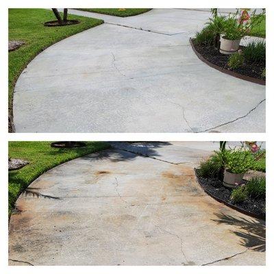 Driveway Cleaning in Suntree Florida Brevard County. Pressure Washing