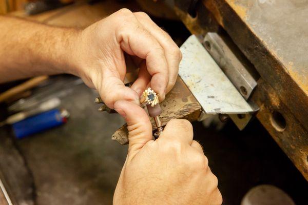 Hill's In-House Jewelers