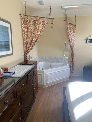 Such a beautiful suite to naturally and peacefully welcome our sweet baby.