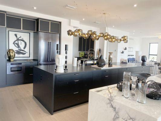 Condo kitchen design (Residential)