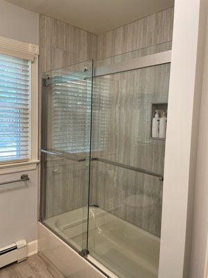 Bathroom Shower Door Installation and Remodel