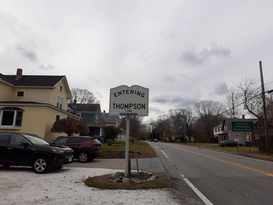 Entering Thompson, CT from Dudley, MA