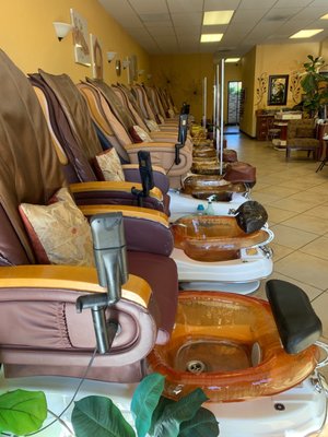 Pedicure station