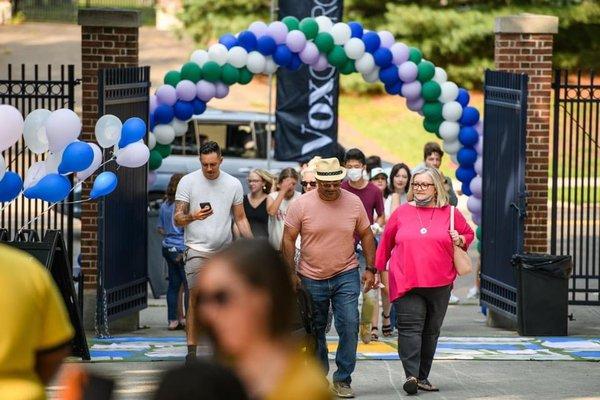 Large balloon arch for event in New Haven