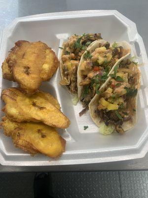 Jerk chicken tacos