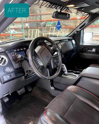 F-350 2015
Interior Detail