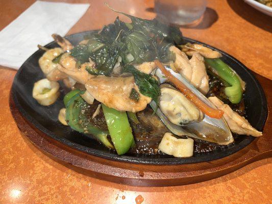 Seafood sizzling Plate