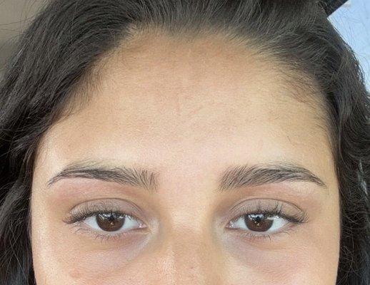 Wax eyebrows