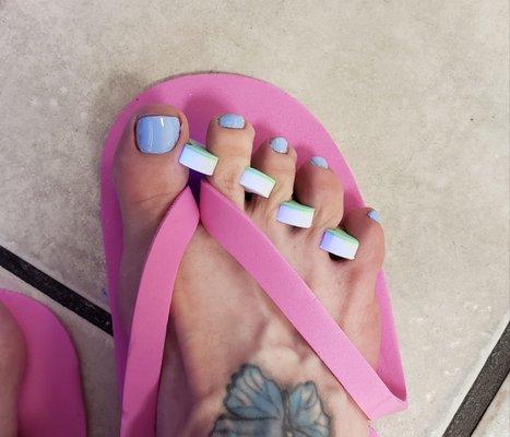 Blue toe nails