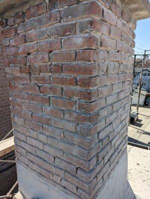 Grinding and tuck pointing chimney pt1