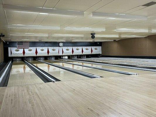 Dettore's Town Lanes