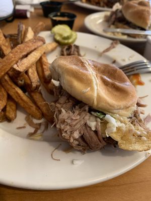 Pulled pork sandwich w/slaw.