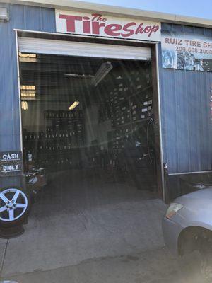 Ruiz Tires