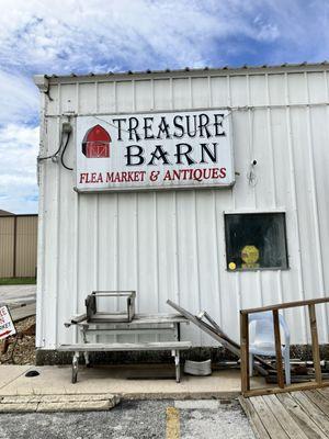 Treasure Barn Flea Market & Antiques