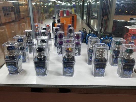 Wide variety of Sub-Ohm Vaping Tanks