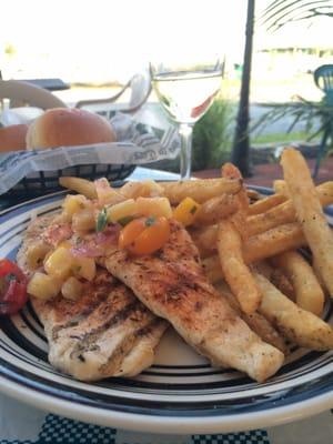 Grilled Chicken w/pineapple salsa