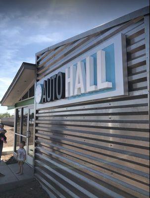 Auto Hall