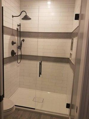 Splendor Shower Door