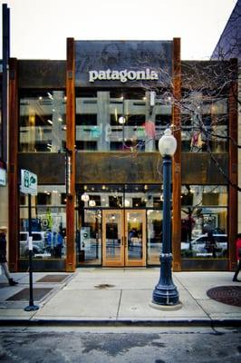 Looking at the front of the Patagonia Magnificent Mile store.