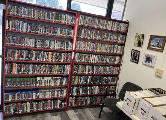 Video Games,Blu-Rays,DVDs