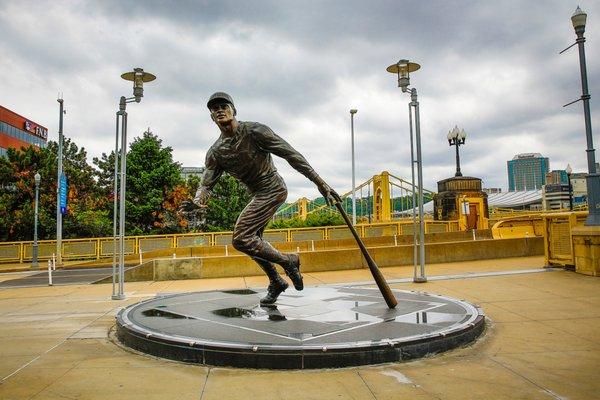 Roberto Clemente Statue