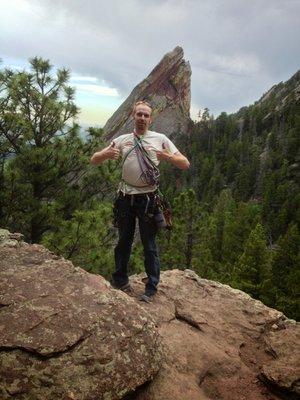 The guru of vertical ascension on another glorious Flatiron summit!