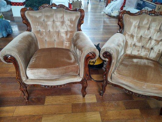 Reupholster sofa, 2 side chairs & 5 cushions.