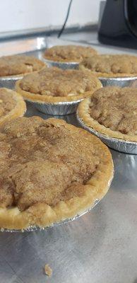 Mini Apple Crumb Pie