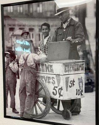 pic of old time icee cart