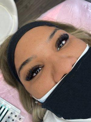 Mega volume lash extensions